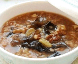 核桃黑木耳粳米粥