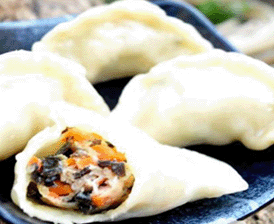 胡萝卜木耳蒸饺